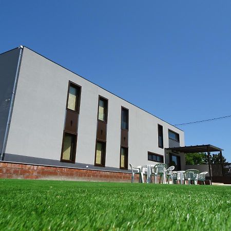 Albergue Santiago 15 Monforte Monforte De Lemos Kültér fotó
