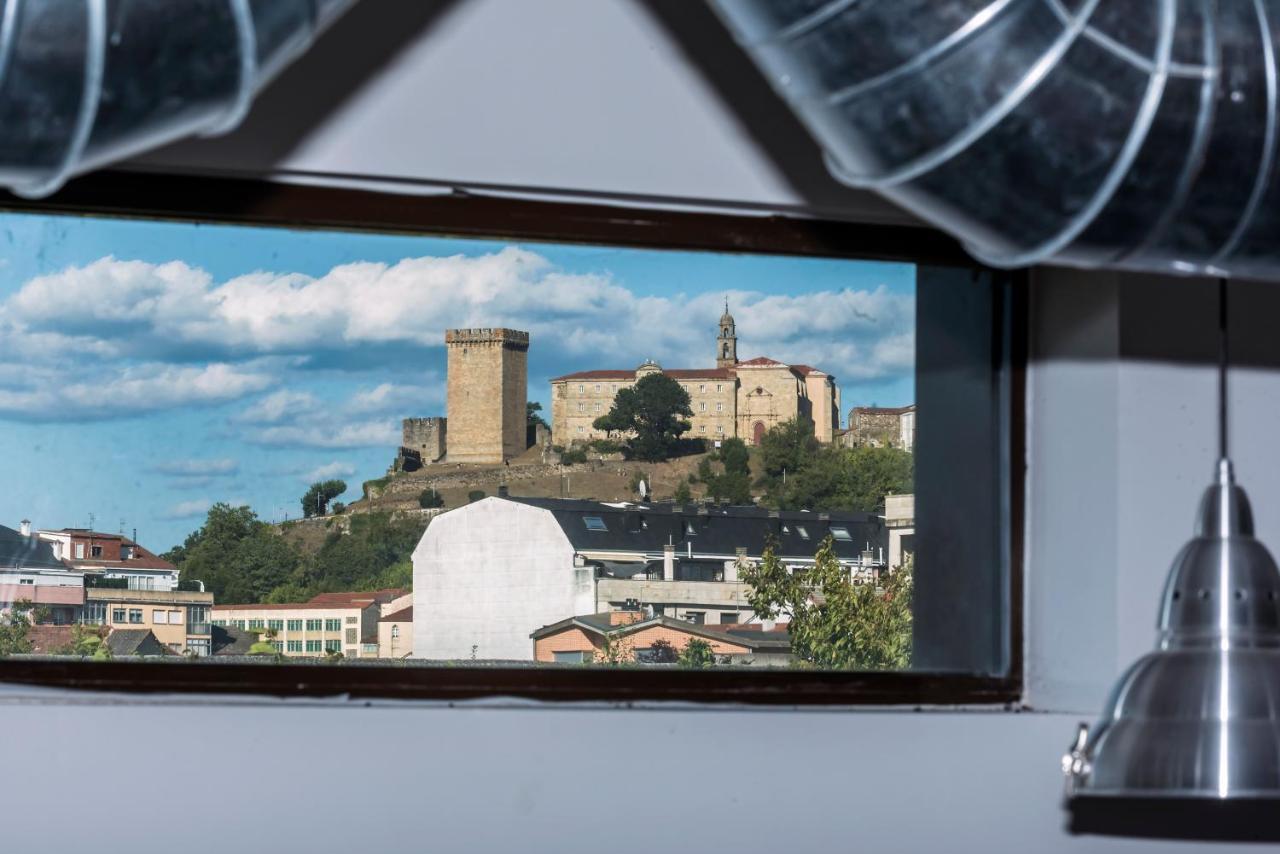 Albergue Santiago 15 Monforte Monforte De Lemos Kültér fotó